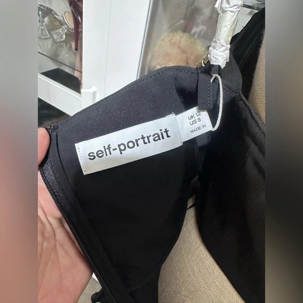Self portrait Dress . NWT. Size 8us - Picture 8 of 11